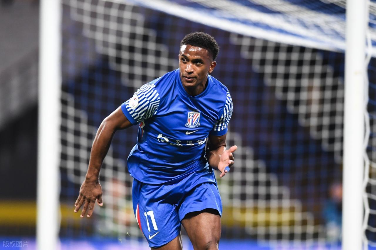 开云下载-申花28岁新王牌外援来了！合同细节曝光，将挤走阿苏埃or米内罗？
