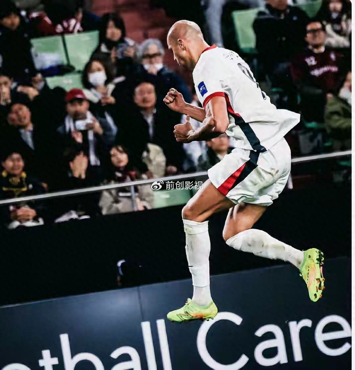 开云在线-费利佩喊话国足：我免费踢球，足协敢接招吗？|费利佩-古铁雷斯|路易斯-费利佩|中国男足|成都蓉城|巴西足球_新浪体育_新浪新闻