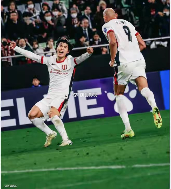 开云在线-费利佩喊话国足：我免费踢球，足协敢接招吗？|费利佩-古铁雷斯|路易斯-费利佩|中国男足|成都蓉城|巴西足球_新浪体育_新浪新闻