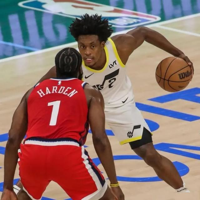 剧本杀！外来和尚凌驾本土一哥 塞克斯顿2转变让“三球”成替补|黄蜂|骑士|詹姆斯-布克奈特|科林-塞克斯顿|科林·塞克斯顿_新浪体育_新浪新闻