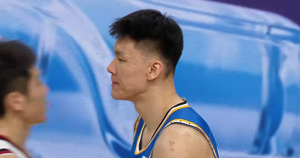 残阵力克浙江！北京传来3好消息，第4外援终于觉醒，小曾即将复出