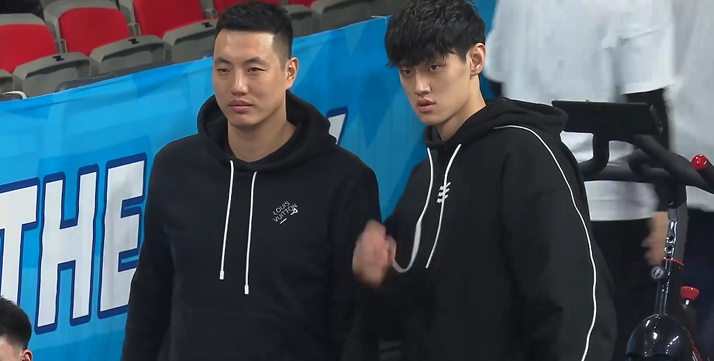 残阵力克浙江！北京传来3好消息，第4外援终于觉醒，小曾即将复出