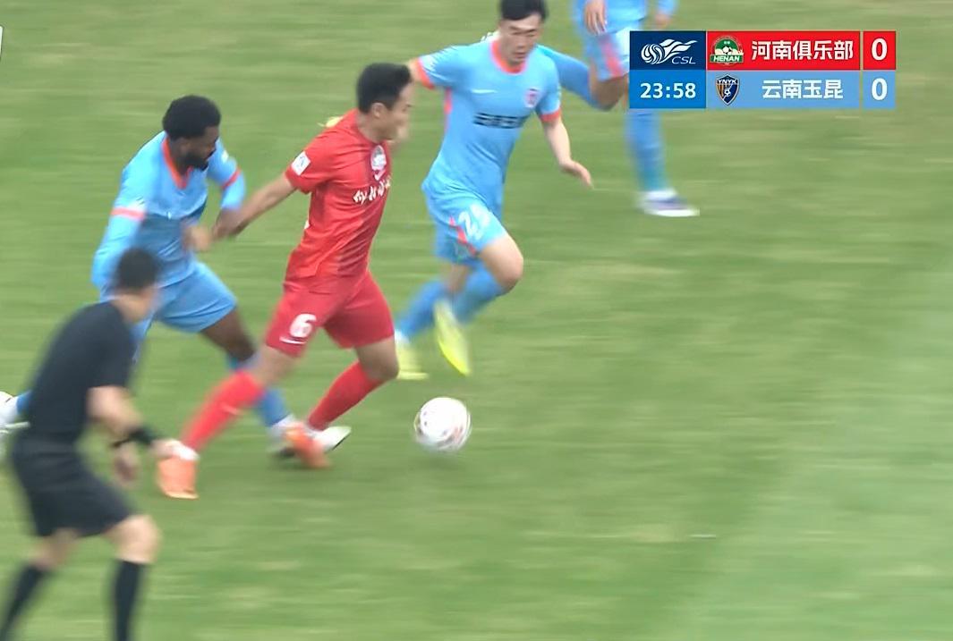 开云APP-河南锋无力隐现？5次得分机会浪费4次，姆布拉中超首球仍差强人意