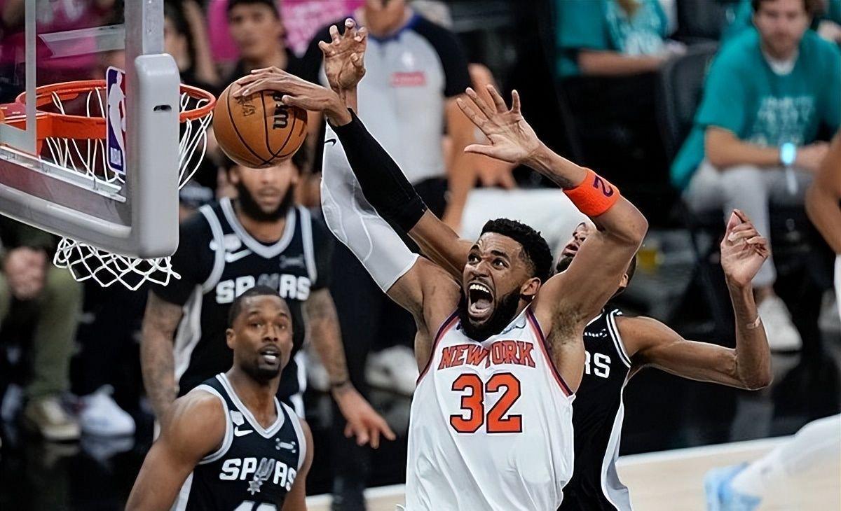 开云下载-NBA总决赛G1大比分0-1！马刺完败尼克斯！文班亚马狂砍26分难救主